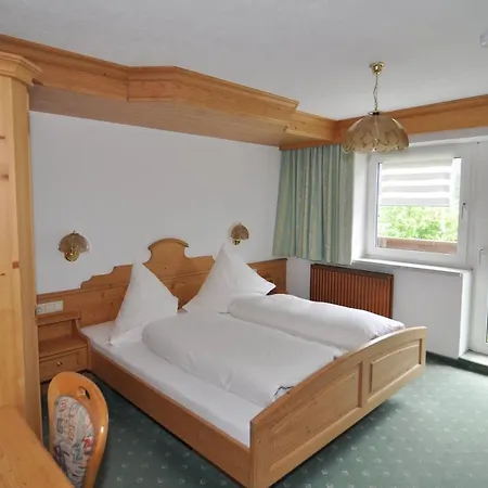 Bed & Breakfast & Haus Edelweiss