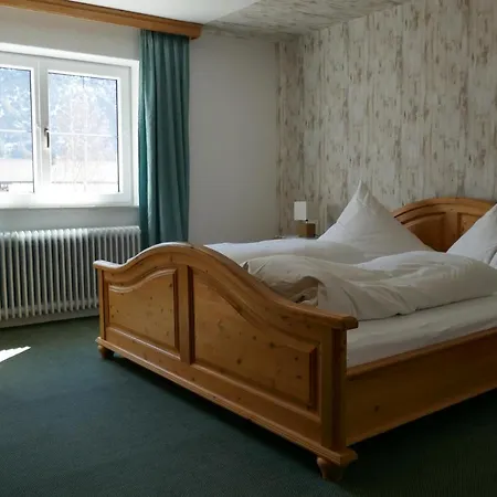 & Haus Edelweiss Bed & Breakfast