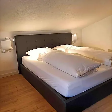 B&B & Haus Edelweiss 3*