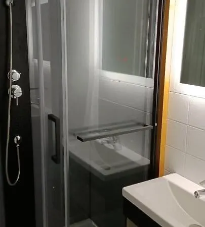 B&B & Haus Edelweiss 3*