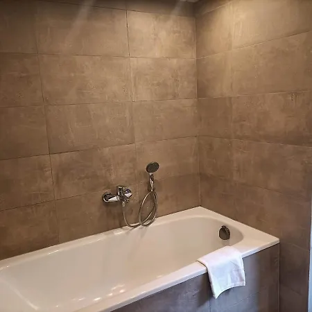 & Haus Edelweiss فندق مبيت وإفطار هولزاغو