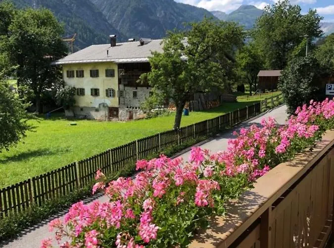 & Haus Edelweiss Bed & Breakfast Holzgau